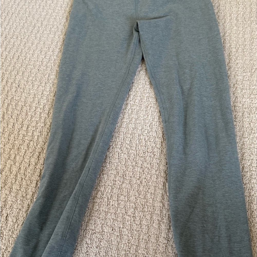 Vuori clean elevation leggings